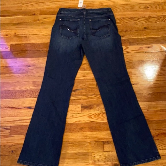 White House Black Market Embroidered Jeans - Picture 5 of 7